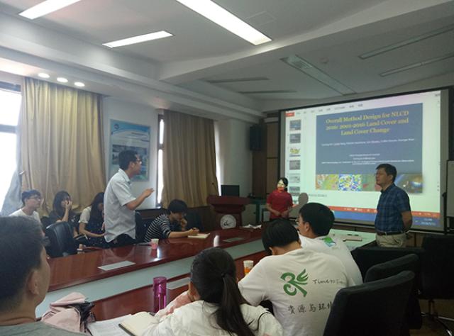 20180604152809914507904534.jpg 20180604讲座现场.jpg